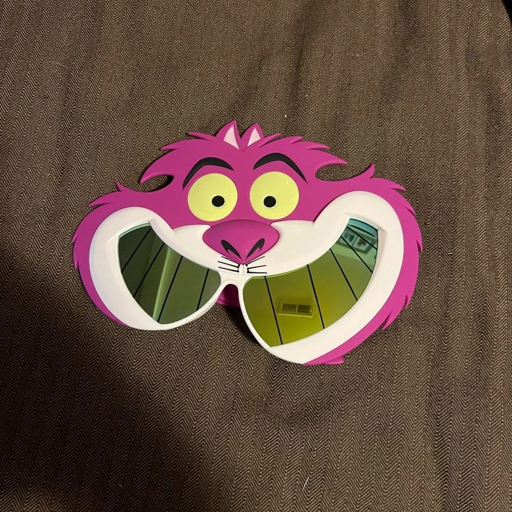 Sun-Staches Alice in Wonderland Sunglasses | Cheshire Cat or Mad